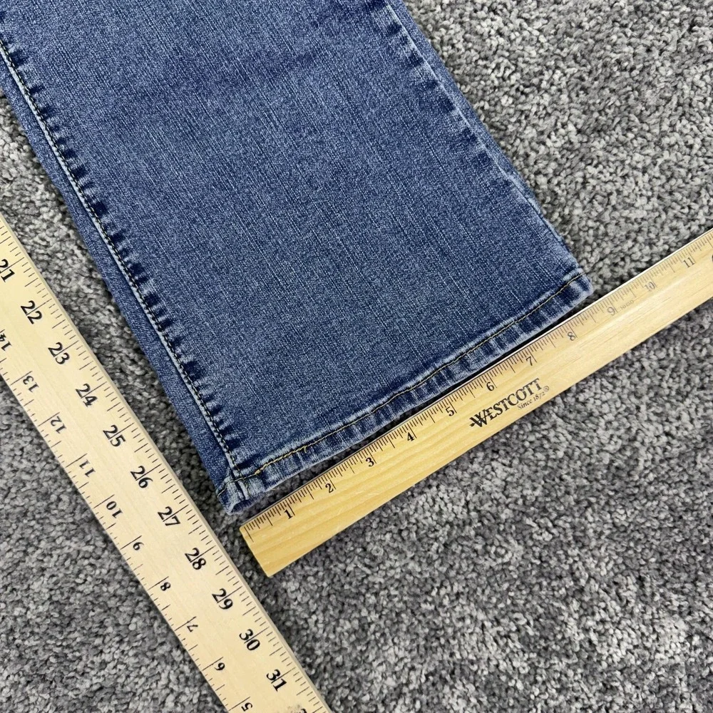 Signature Levi Strauss Jeans Womens 16S Blue Mid Rise Bootcut Denim Medium Wash